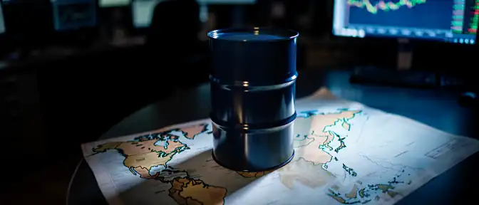 Под прицелом геополитики и нефтяных котировок: чего ждать от курса валют в августе 2026 года